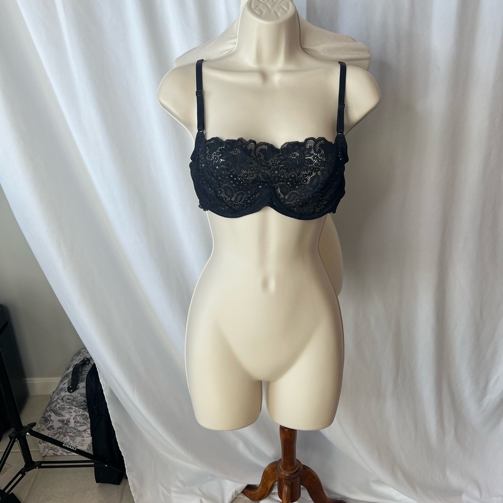 🖤 Shape FX Black Lace Bralette – Size L